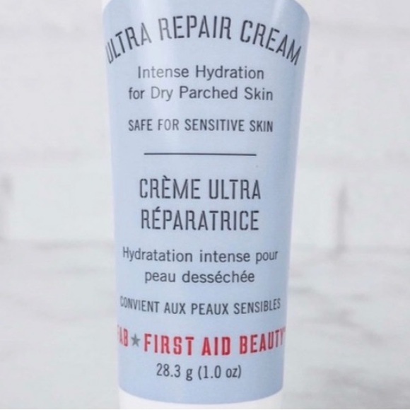 First Aid Beauty Ultra Repair Cream Intense Hydration for Dry Parched Skin - Picture 8 of 8